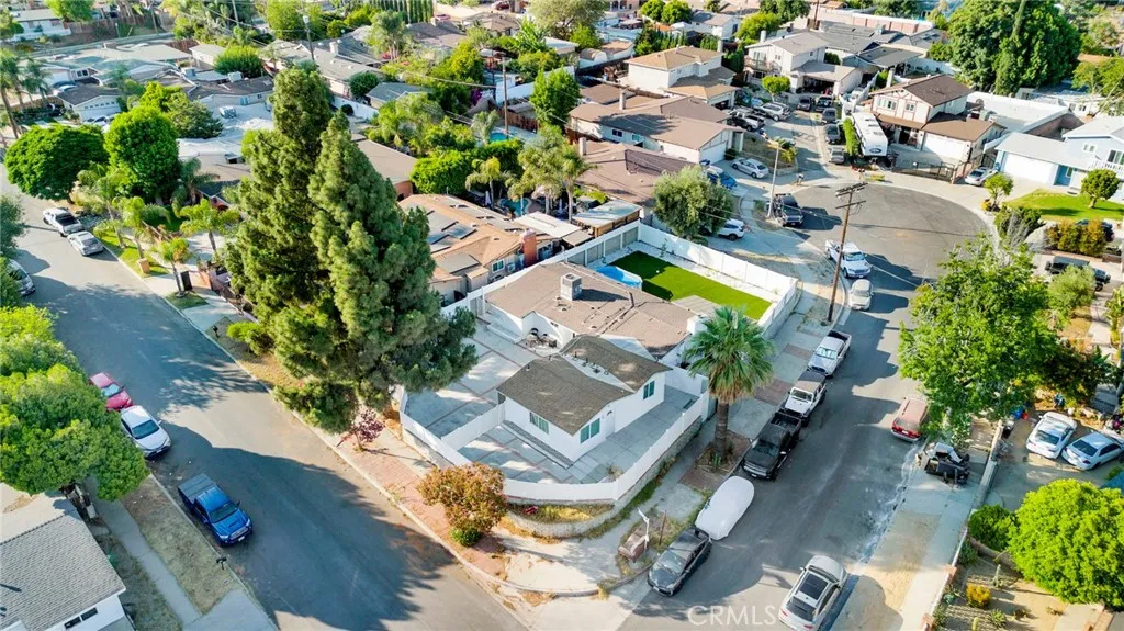 13706 Sproule Avenue, Sylmar, California 91342, 4 Bedrooms Bedrooms, ,3 BathroomsBathrooms,Residential,For Sale,Sproule,GD25196604