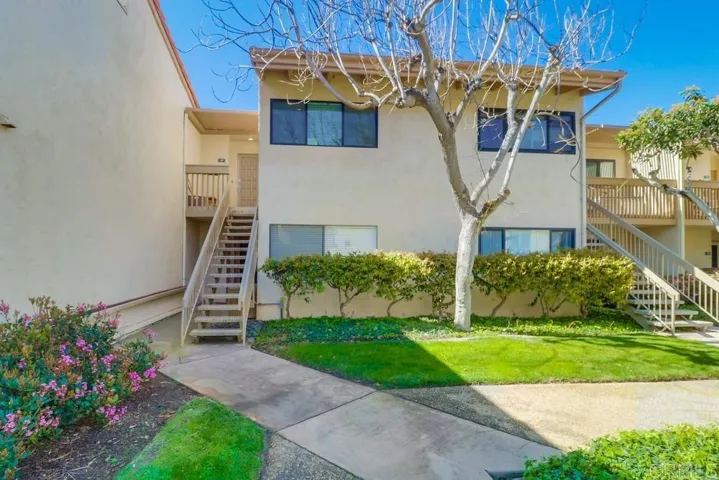 441 S Sierra Avenue 307, Solana Beach, California 92075
