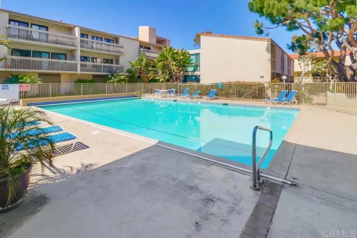 441 S Sierra Avenue 307, Solana Beach, California 92075