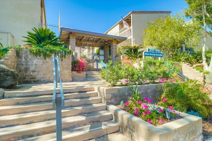 441 S Sierra Avenue 307, Solana Beach, California 92075