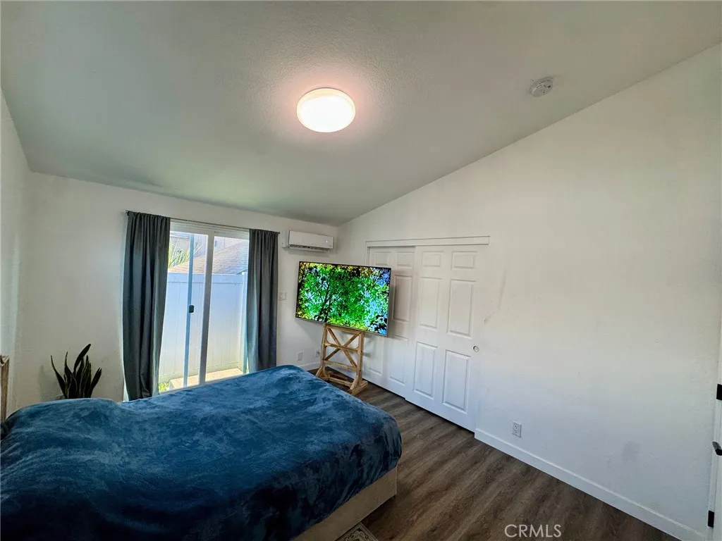 1238 Magnolia Avenue, Long Beach, California 90813 home-pic-13