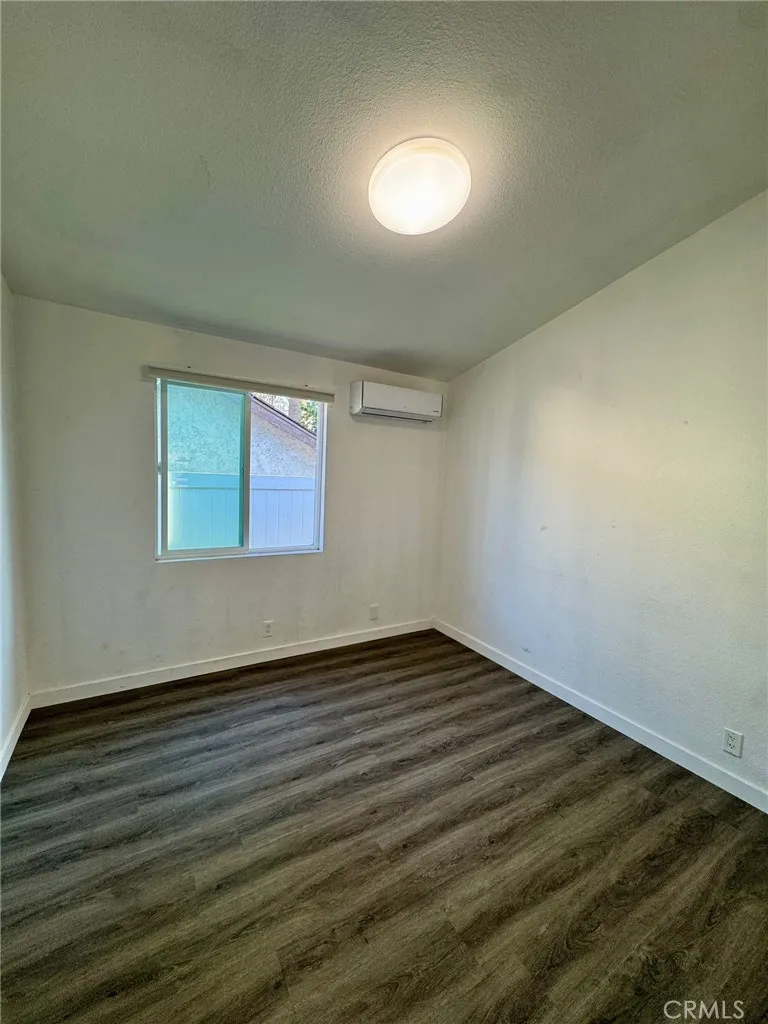 1238 Magnolia Avenue, Long Beach, California 90813 home-pic-16