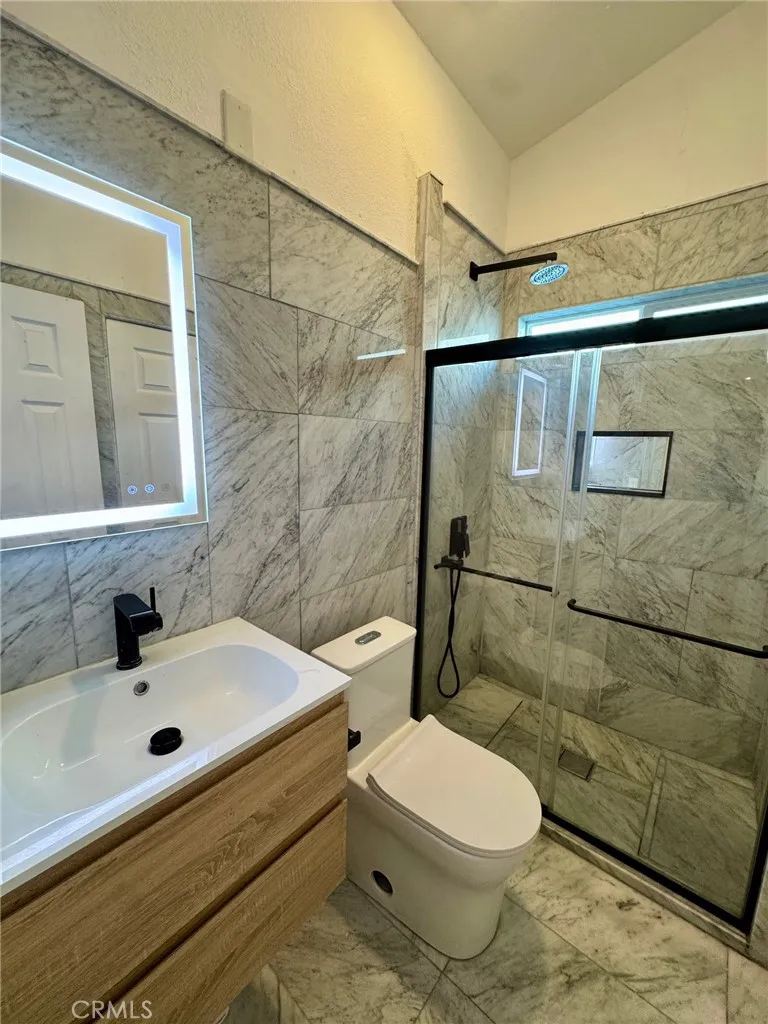 1238 Magnolia Avenue, Long Beach, California 90813 home-pic-12