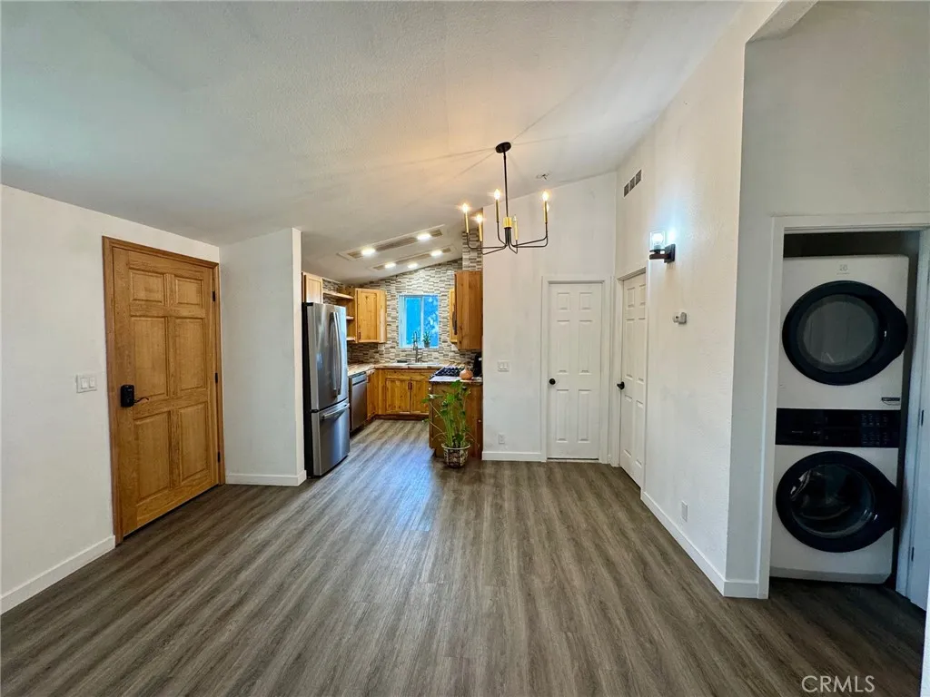 1238 Magnolia Avenue, Long Beach, California 90813 home-pic-9