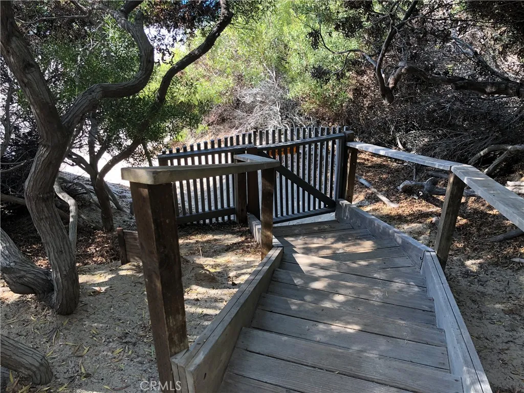 PRIVATE GATE TO COAST ROYALE BEACH