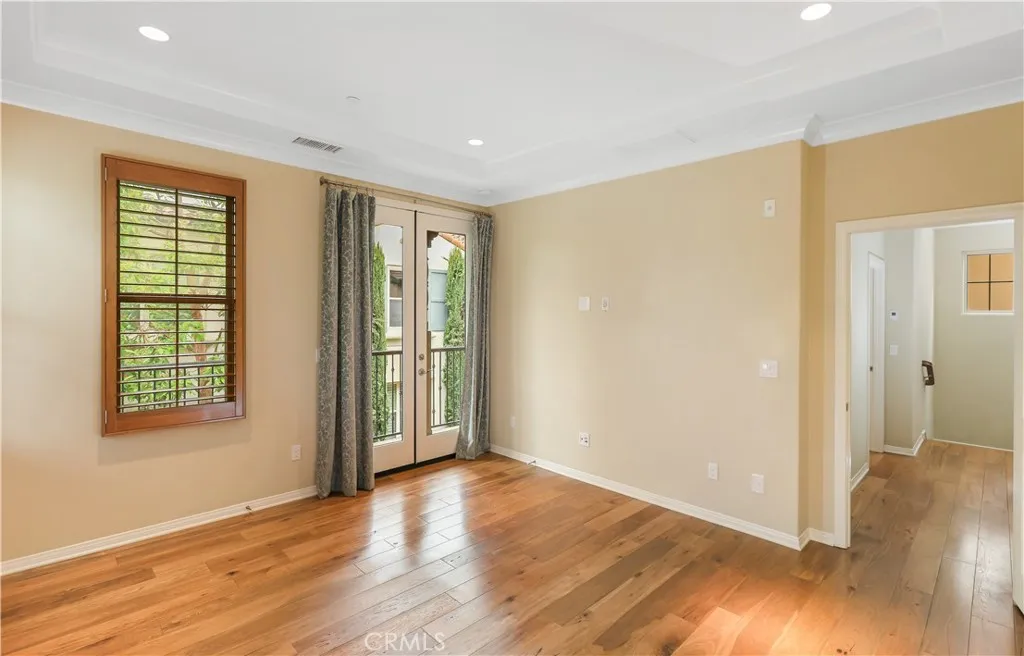 220 Kempton, Irvine, California 92620 home-pic-18