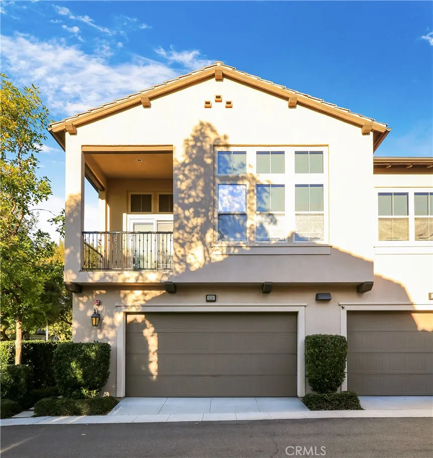 220 Kempton, Irvine, California 92620 home-pic-1
