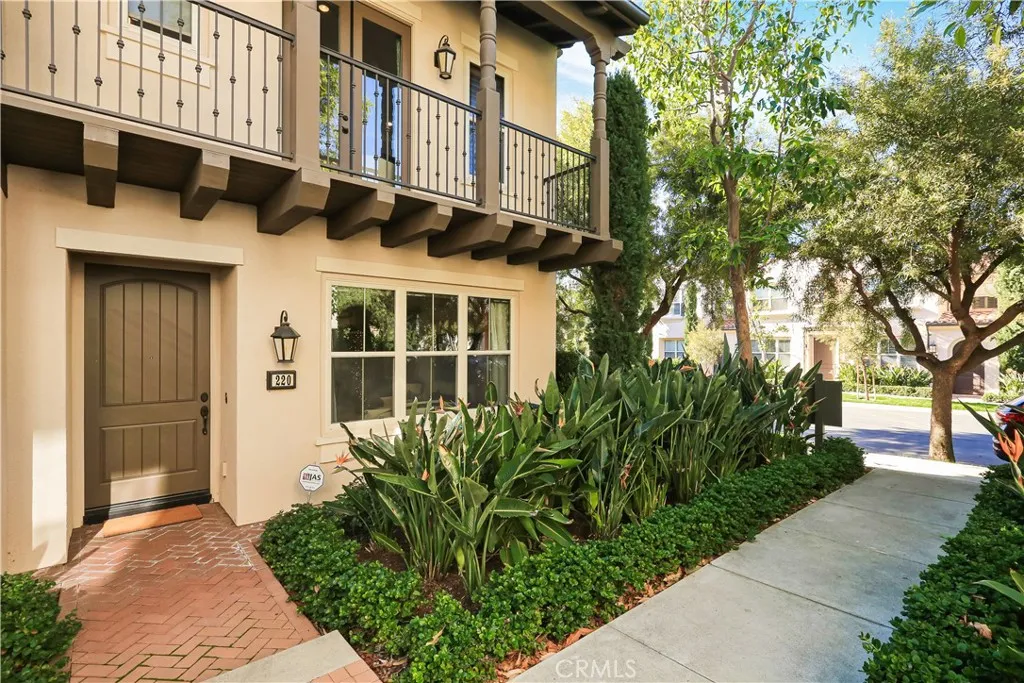 220 Kempton, Irvine, California 92620 home-pic-41
