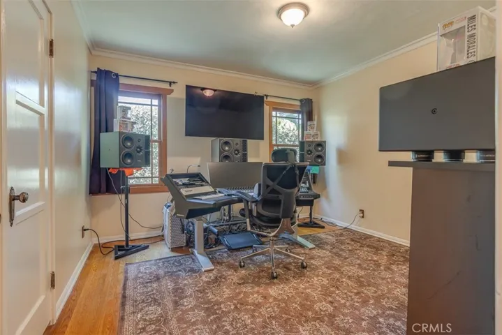 530 S Sparks Street, Burbank, California 91506