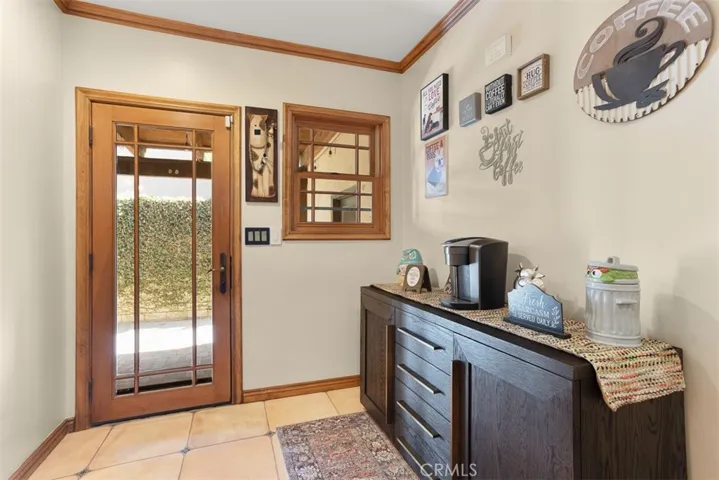 530 S Sparks Street, Burbank, California 91506