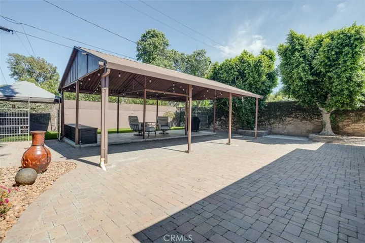 530 S Sparks Street, Burbank, California 91506