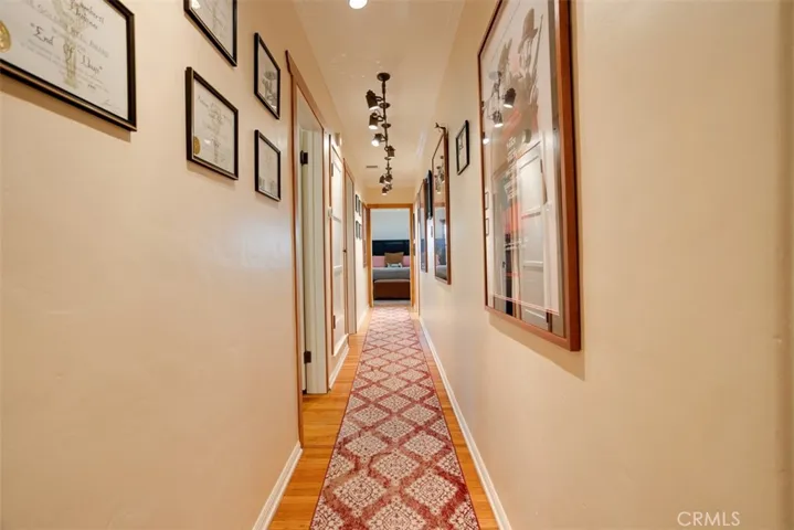 530 S Sparks Street, Burbank, California 91506