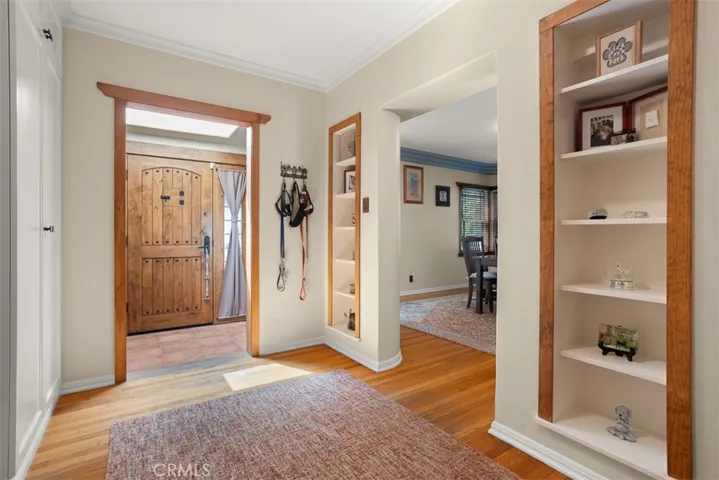530 S Sparks Street, Burbank, California 91506