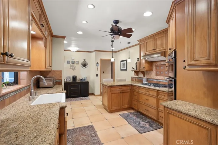 530 S Sparks Street, Burbank, California 91506