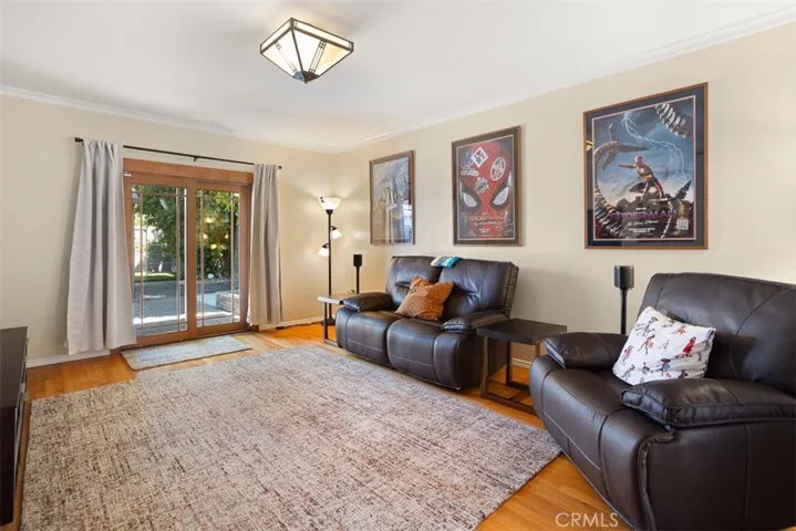 530 S Sparks Street, Burbank, California 91506