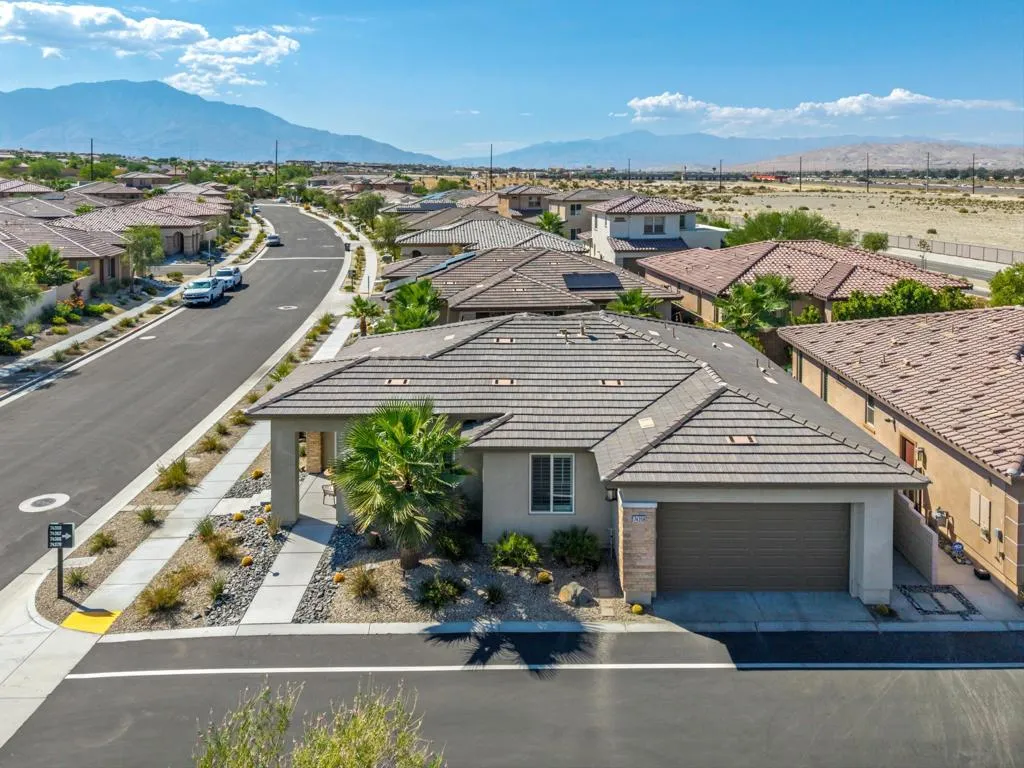 74358 Millennia Way, Palm Desert, California 92211 home-pic-2