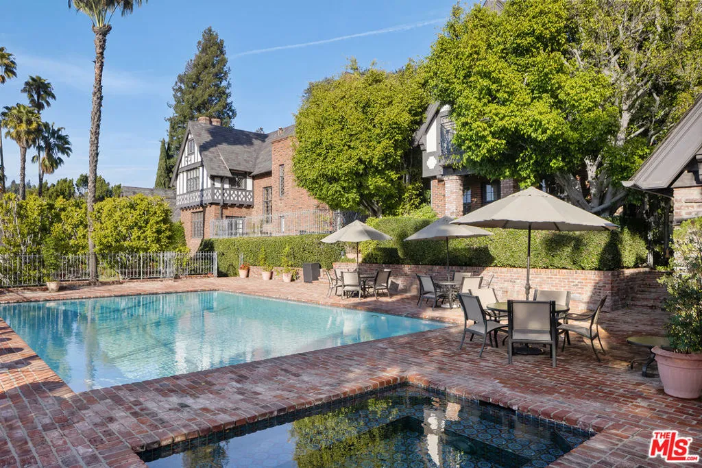 259 St Pierre Road, Los Angeles, California 90077 home-pic-10