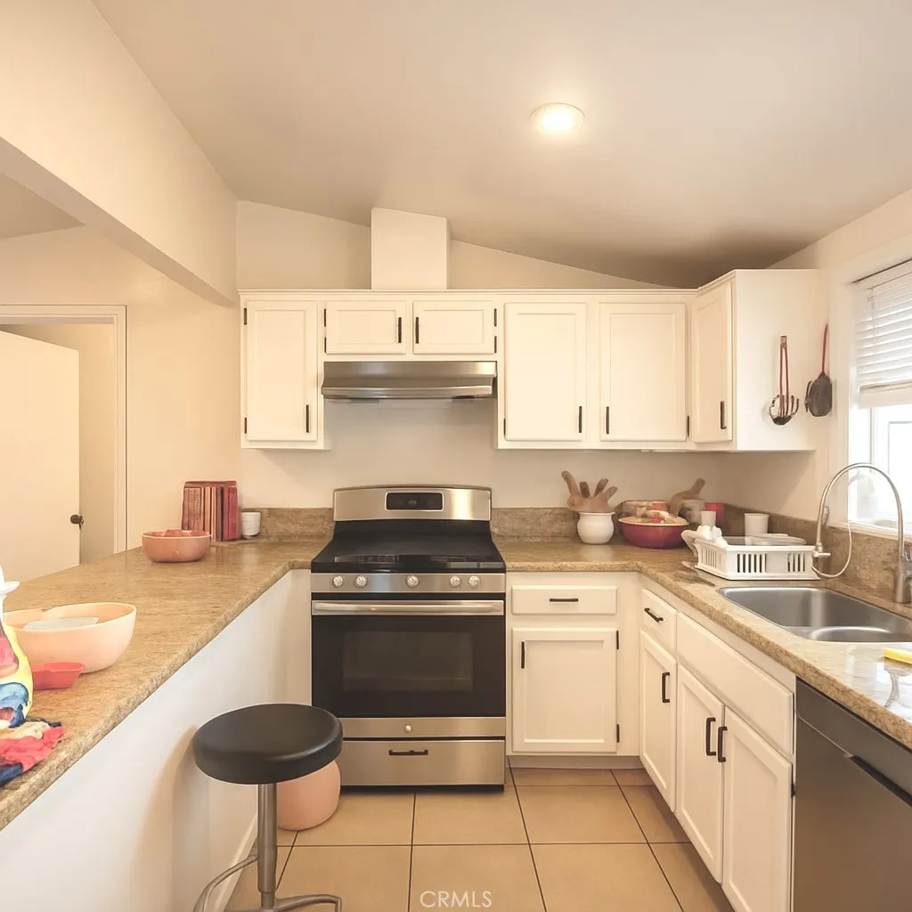 13671 Sutter Drive, Westminster, California 92683 home-pic-25