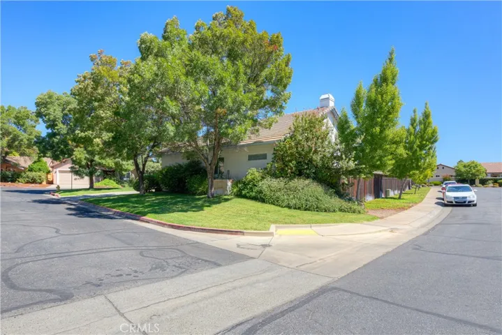 5 Ginger Lane, Chico, California 95928