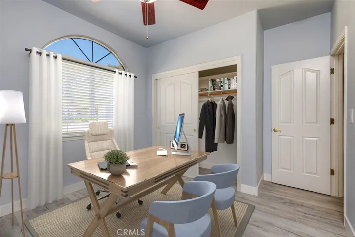 3rd bedroom/office virtual stage