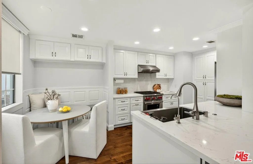 315 N Swall Drive 103, Beverly Hills, California 90211 home-pic-11