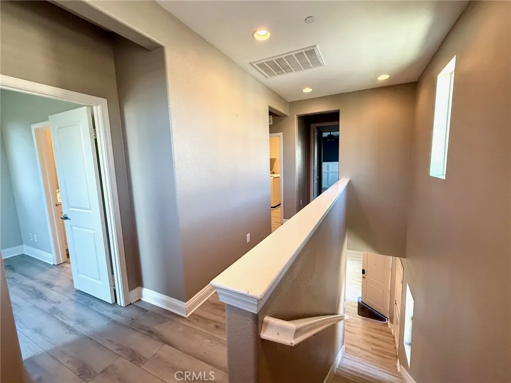 2955 Villa Catalonia Circle, Corona, California 92881 home-pic-17