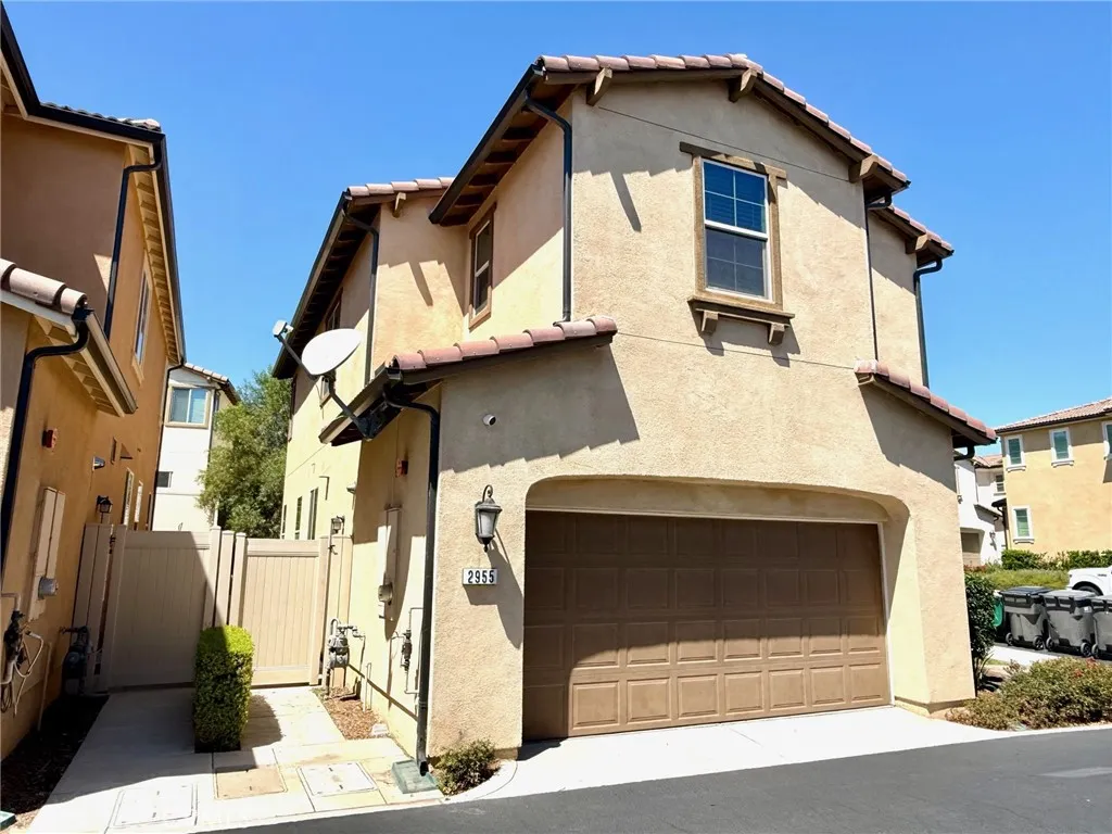 2955 Villa Catalonia Circle, Corona, California 92881 home-pic-22