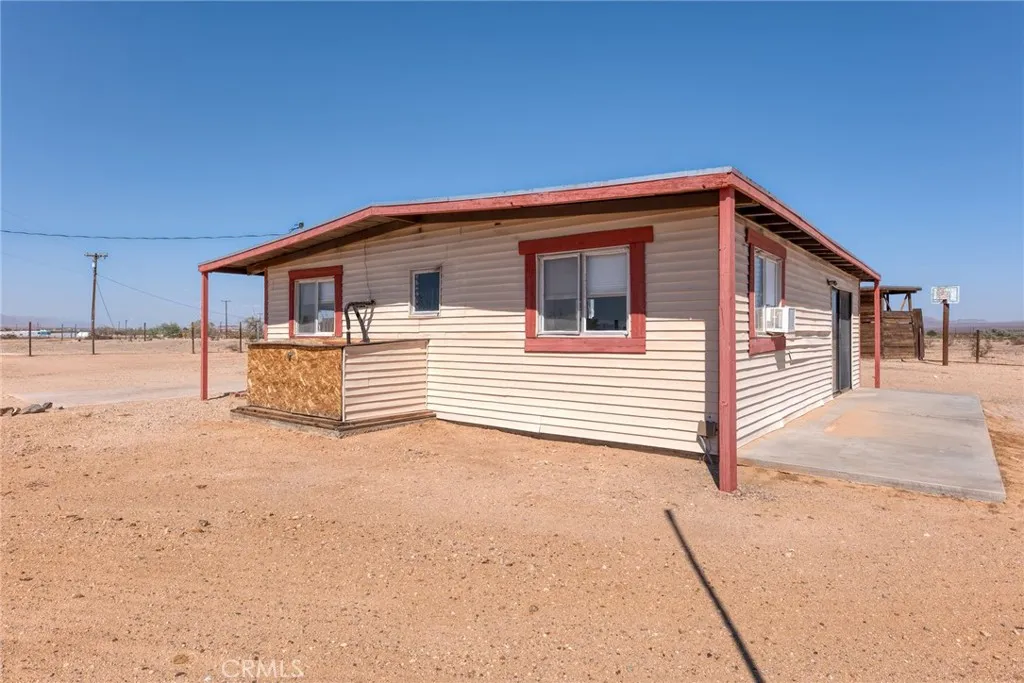 83478 Helen Street, 29 Palms, California 92277 home-pic-44