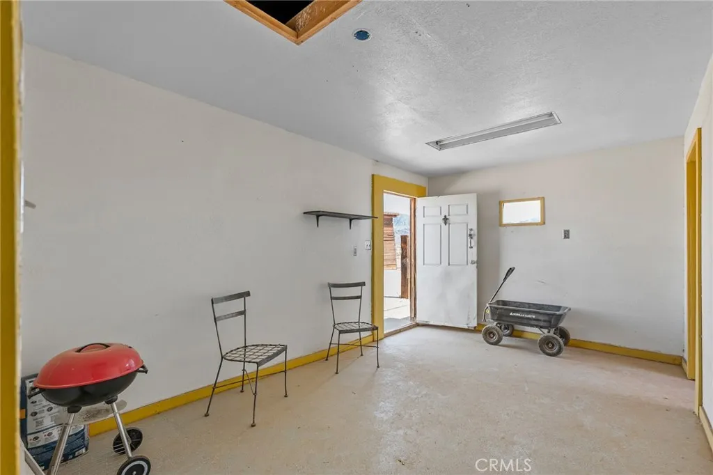83478 Helen Street, 29 Palms, California 92277 home-pic-22