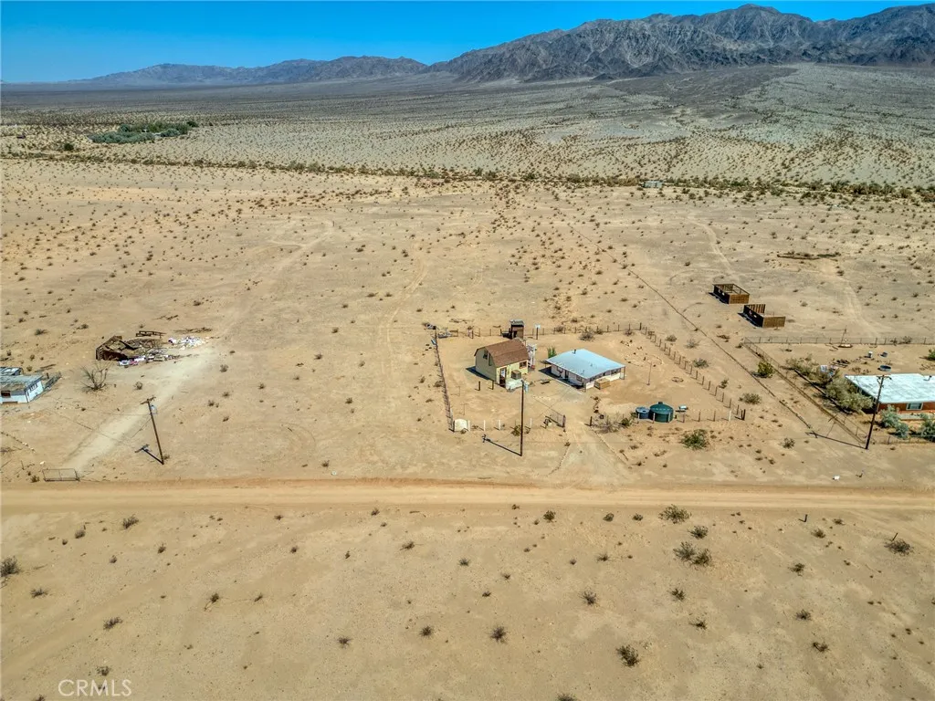 83478 Helen Street, 29 Palms, California 92277 home-pic-43