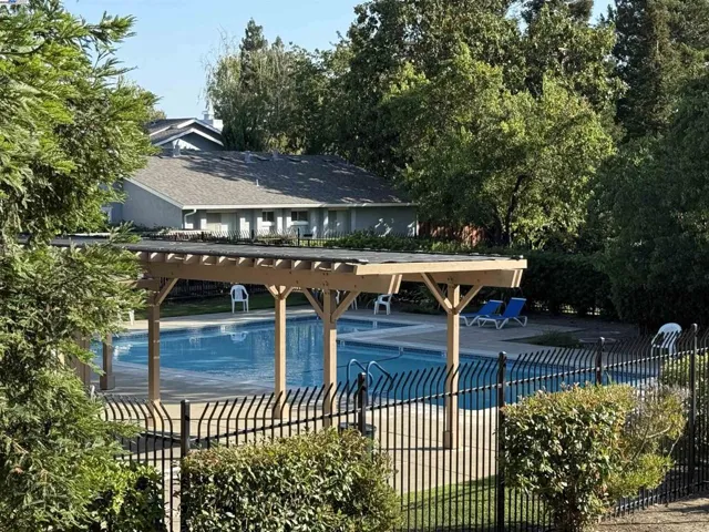 91 Fountainhead Ct, Martinez, California 94553