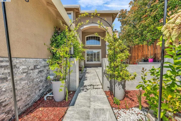 1431 Hepburn St, Tracy, California 95376