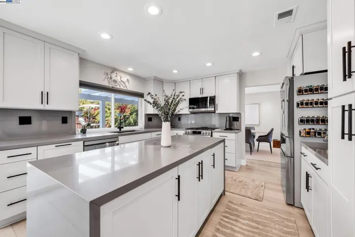 1431 Hepburn St, Tracy, California 95376