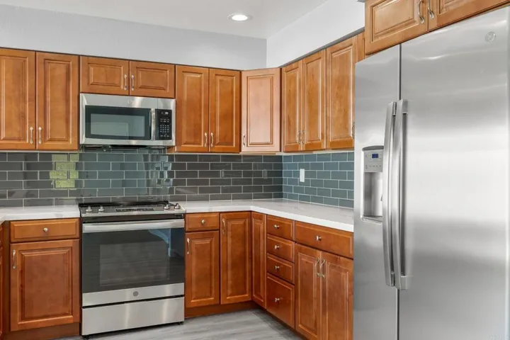 2801 Via Topacio, Carlsbad, California 92010