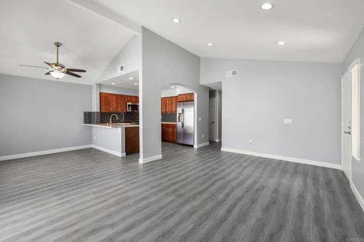 2801 Via Topacio, Carlsbad, California 92010