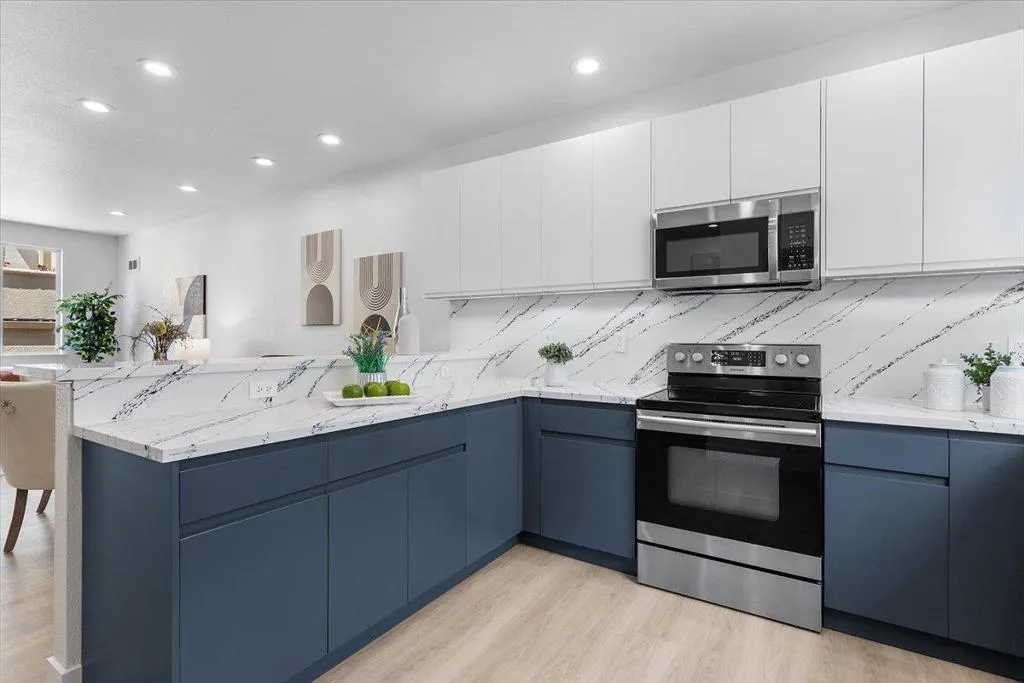 1690 Civic Center Drive 402, Santa Clara, California 95050 home-pic-2