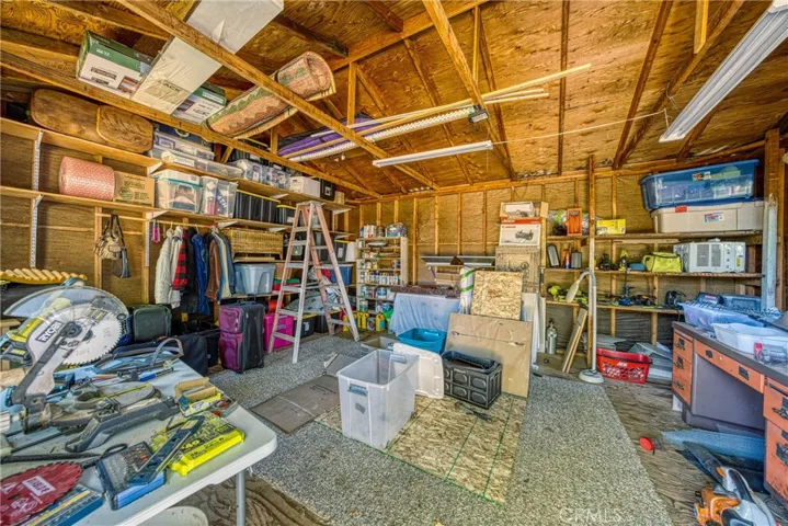 shed