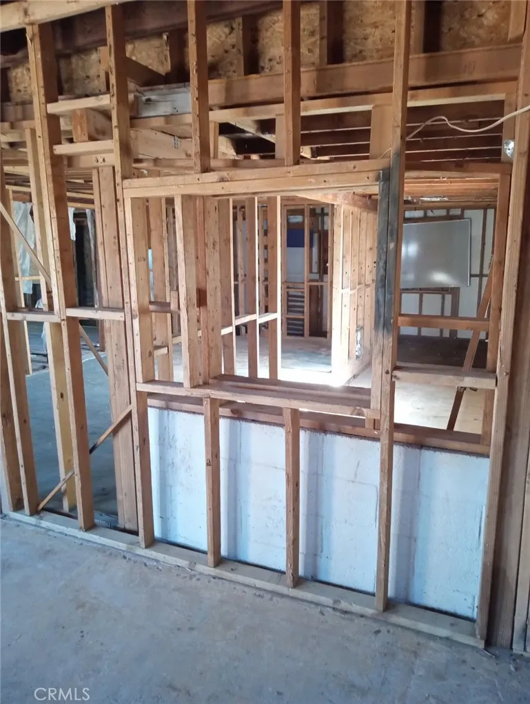 208 Race Street, Needles, California 92363 home-pic-0