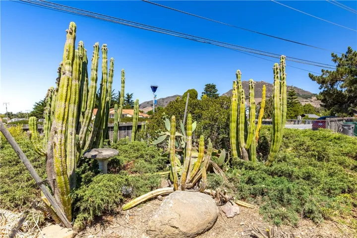 893 W Foothill Boulevard, San Luis Obispo, California 93405