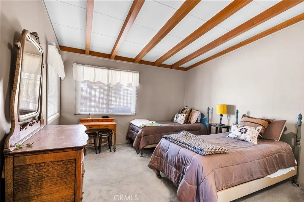 56011 Mira Street, Yucca Valley, California 92284 home-pic-26