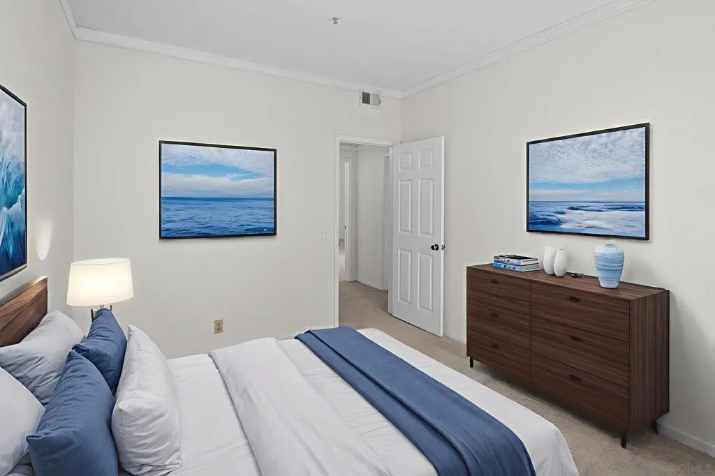 5875 Friars Rd  home-pic-12