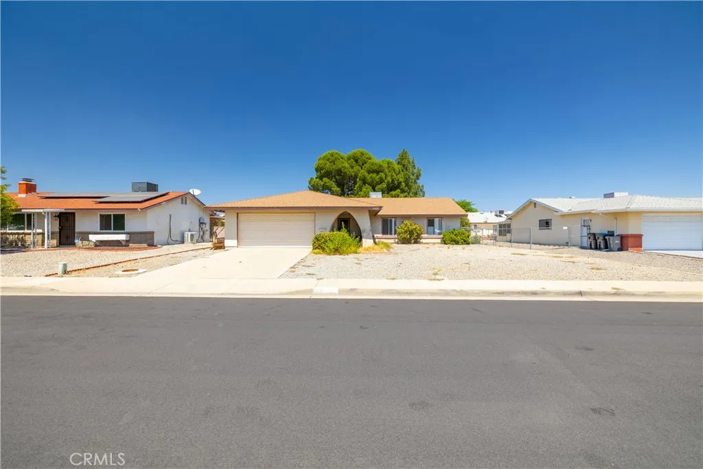 26170 Lancaster Drive, Menifee, California 92586 home-pic-1
