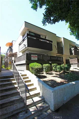 9929 Sepulveda Boulevard, San Fernando, California 91345