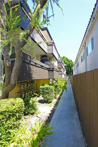 9929 Sepulveda Boulevard, San Fernando, California 91345