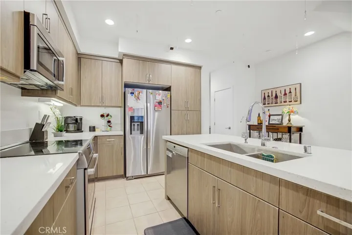 409 Falcon Place, Covina, California 91723