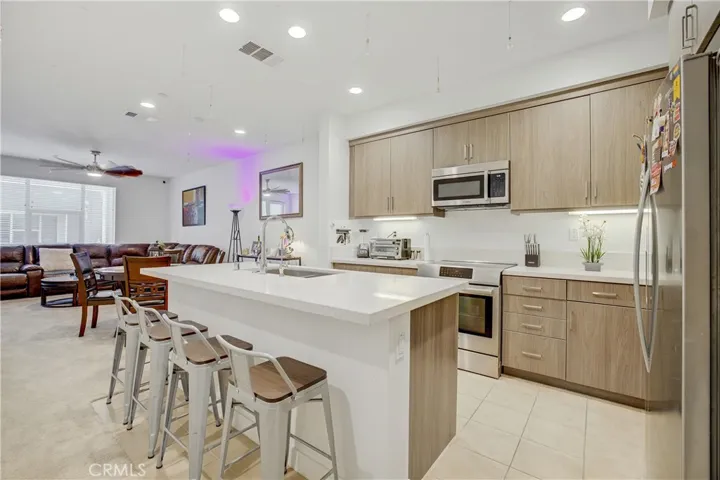 409 Falcon Place, Covina, California 91723