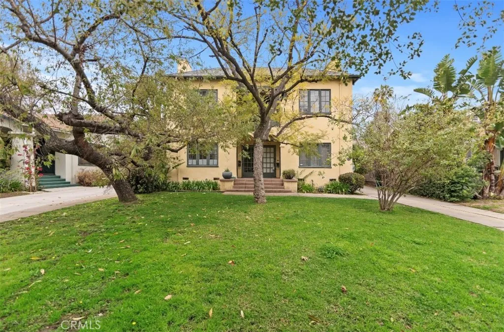 743 1/2 E Villa Street, Pasadena, California 91101, 1 Bedroom Bedrooms, ,1 BathroomBathrooms,Residential Lease,For Rent,Villa,CV25197102