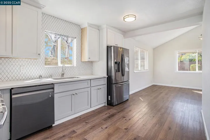 408 4th St, Rodeo, California 94572