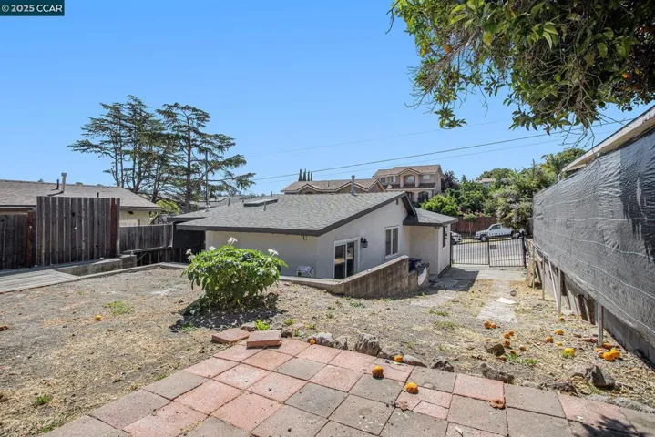 408 4th St, Rodeo, California 94572