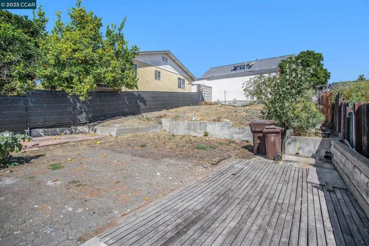 408 4th St, Rodeo, California 94572
